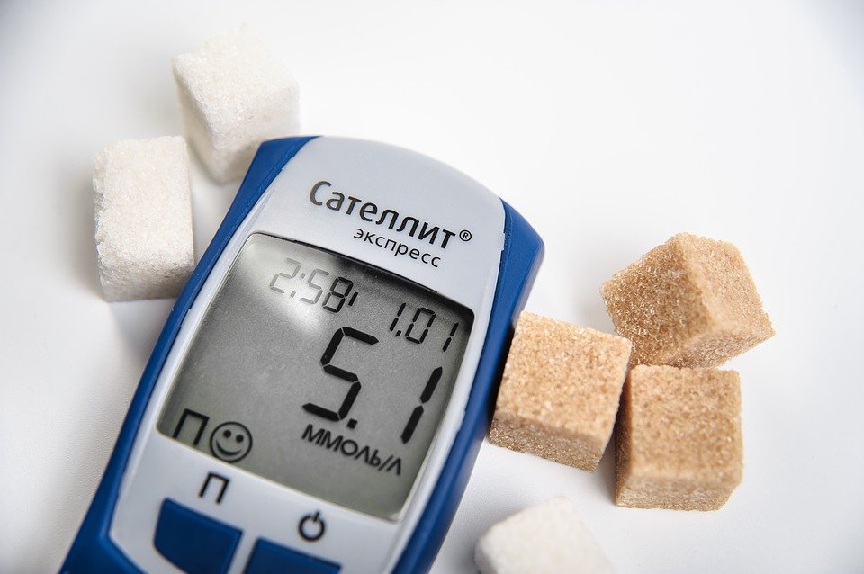 Optimální hladina cukru v krvi je 3,3-5,5 mmol / l.